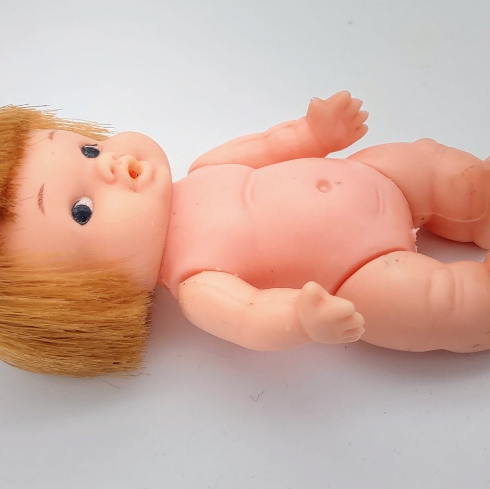 Uneeda Baby Peewee Doll - Picture 4 of 5